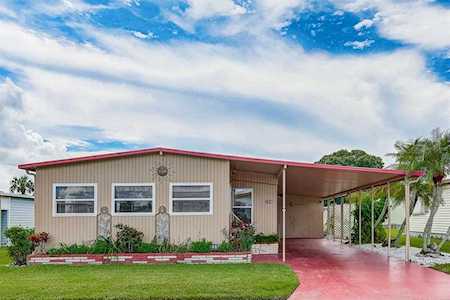 808 53rd Ave E #208 Bradenton, FL 34203