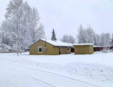 1422 Atkinson Drive Anchorage, AK 99504