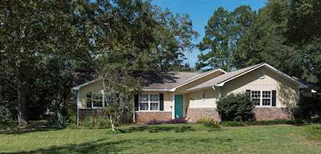 640 Chapelwood Drive Dothan, AL 36305