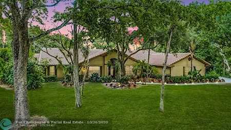 7810 Sequoia Lane Parkland, FL 33067
