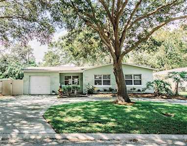 4626 14th St N St Petersburg, FL 33703