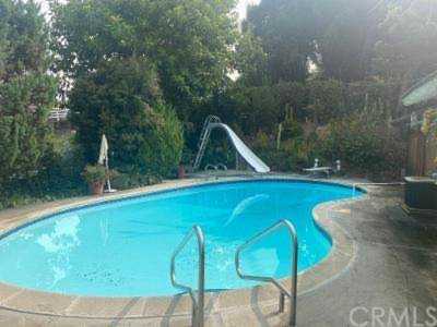 7 Sunnyfield Dr Rolling Hills Estates, CA 90274