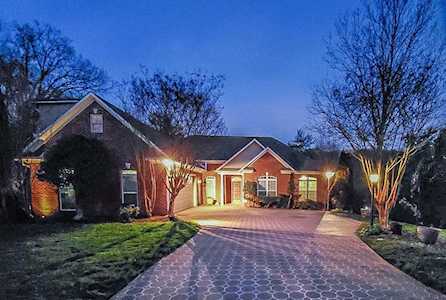 2200 Greenwich Ln Knoxville, TN 37932