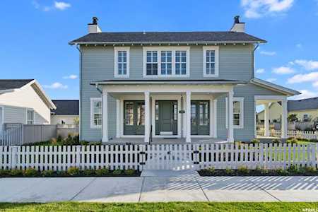 10939 S Lake Island W Dr South Jordan, UT 84009