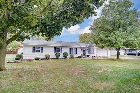 307 Donna Street Leesburg, IN 46538
