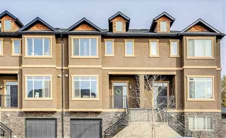 3458 19 Ave SW Calgary, AB T3E 7V7