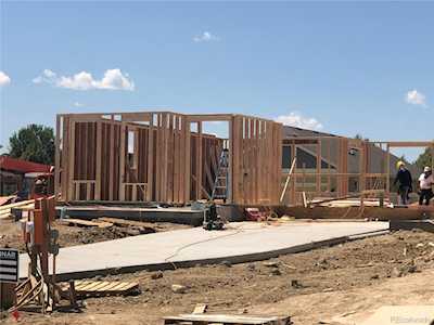 1509 Bluemoon Dr Longmont, CO 80504