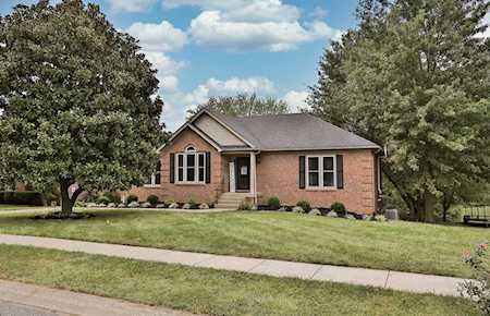 2773 Brassfield Cir Shelbyville, KY 40065