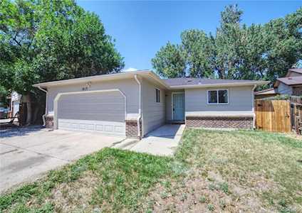 1613 Biscay Circle Aurora, CO 80011