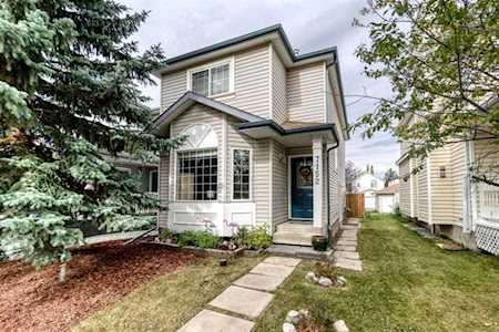 7152 Sierra Morena Blvd SW Calgary, AB T3H 3G8