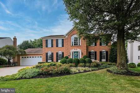 43883 Stronghold Ct Ashburn, VA 20147