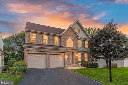 1401 Caitlin Ct Silver Spring, MD 20904