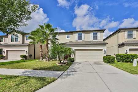 4824 Woods Landing Ln Tampa, FL 33619