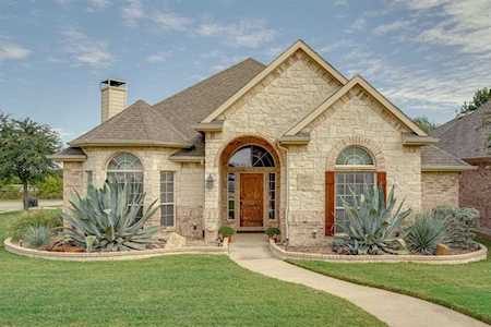4501 Seventeen Lakes Court Fort Worth, TX 76262