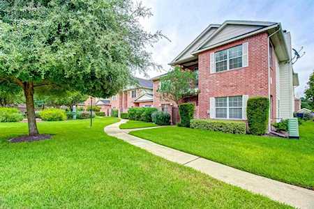 2865 Westhollow Dr Houston, TX 77082