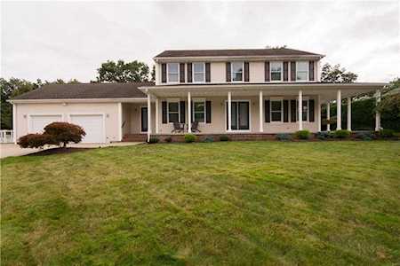 10 Regalwood Dr Coventry, RI 02816