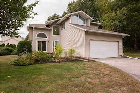 19 Valley Dr Westerly, RI 02891