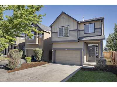 458 N 7th Ave Cornelius, OR 97113