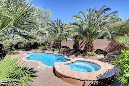 6614 Collingsworth St Las Vegas, NV 89131