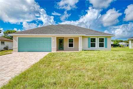9487 Gulfstream Blvd Englewood, FL 34224