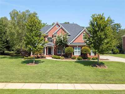 7822 Stonehaven Dr Marvin, NC 28173