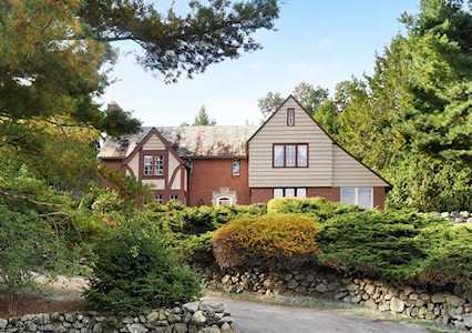 14 Winchester Road Arlington, MA 02474