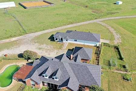 10913 Jackson Road Krum, TX 76249