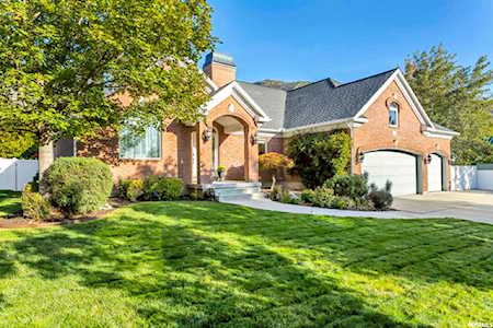 11507 S Lexington Hills E Cir Sandy, UT 84092