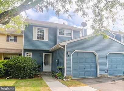 3 Covington Ct Bordentown, NJ 08505