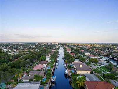 2200 NE 49th St Lighthouse Point, FL 33064