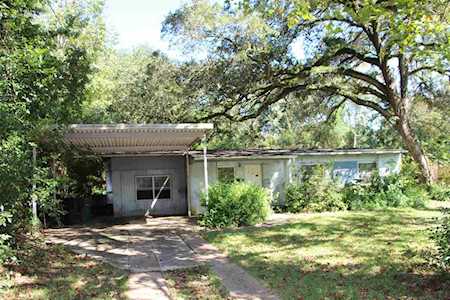 1533 Heechee Nene Tallahassee, FL 32301