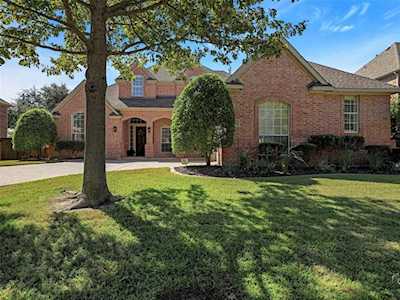 6201 Wildwood Drive Mckinney, TX 75072