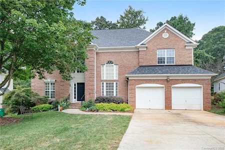 2108 Tara Pines Ct Charlotte, NC 28270