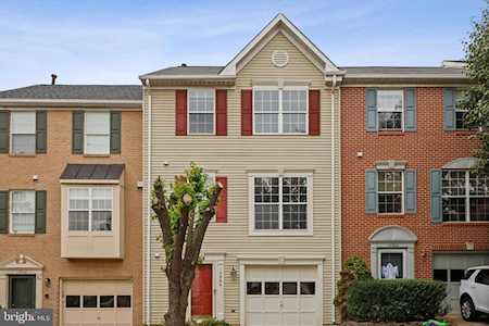 13904 Melton Place Centreville, VA 20120