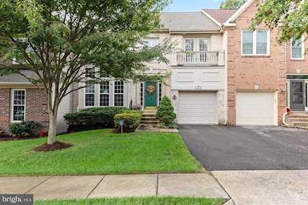 13907 Green Trails Ct Centreville, VA 20121