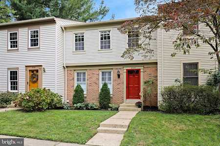 5727 Edgewater Oak Ct Burke, VA 22015