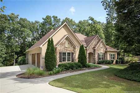 749 Fawns Glen Place Lake Wylie, SC 29710