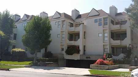 3913 N Virginia Road #301 Long Beach, CA 90807