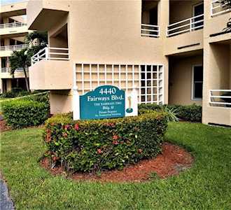 4440 Fairways Blvd #403 Bradenton, FL 34209