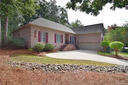 113 Dunraven Ct Matthews, NC 28104