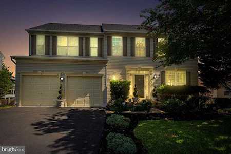 522 Jordon Pond Ln Bowie, MD 20721