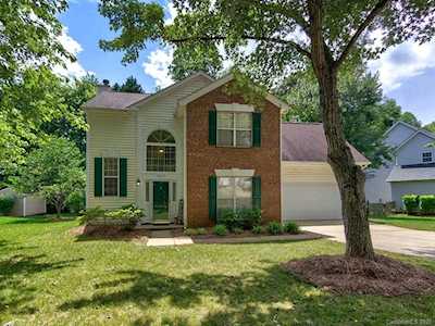 8509 Etherton Ct Charlotte, NC 28216