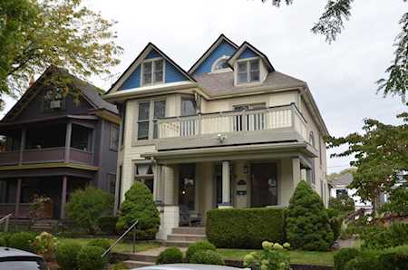 452 Vermont Place Columbus, OH 43201