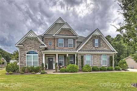 1303 Amaryllis Ct Tega Cay, SC 29708