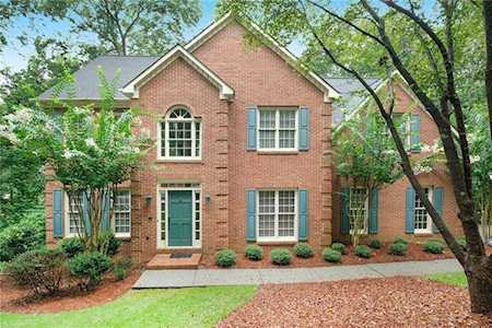 130 Willowcrest Ct Roswell, GA 30075