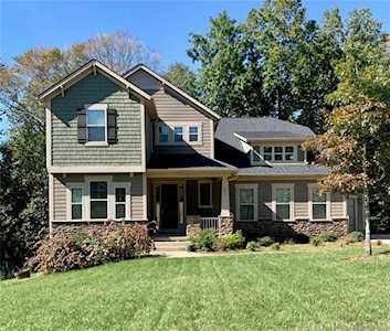 3033 Greenmont Circle Belmont, NC 28012