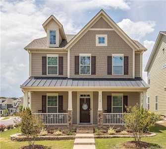 5149 Waterloo Dr Tega Cay, SC 29708