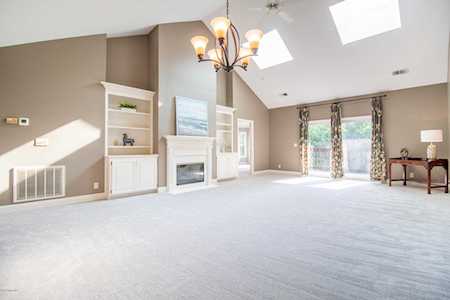 3729 Hurstbourne Ridge Blvd Louisville, KY 40299