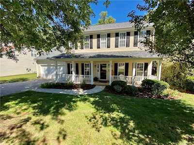 7116 Sweetfield Dr Huntersville, NC 28078
