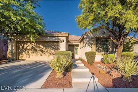 8120 Muskoka Falls St Las Vegas, NV 89085